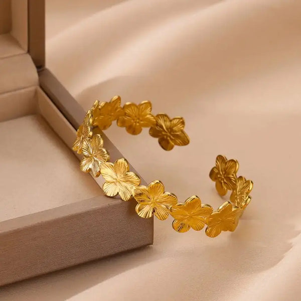 Armreife in verschiedenen Designs – Durchmesser